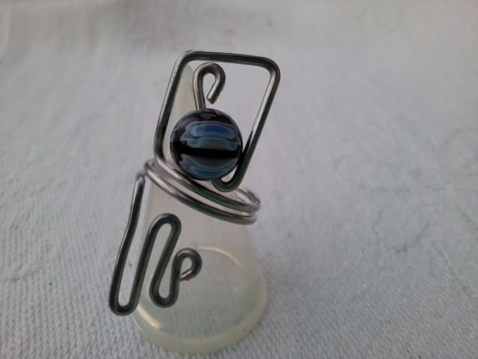 Anel Artesanal Handmade em Alumínio com Cristal Murano Escuro (Tam. 17.2 mm)