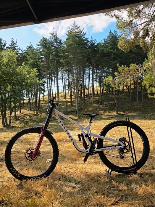 QUADRO Commencal supreme v5 2026