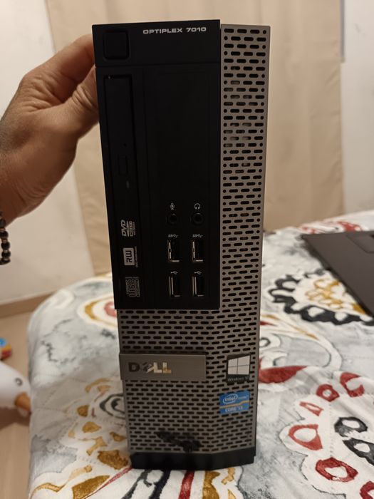 Torre Dell impecável muito bonita