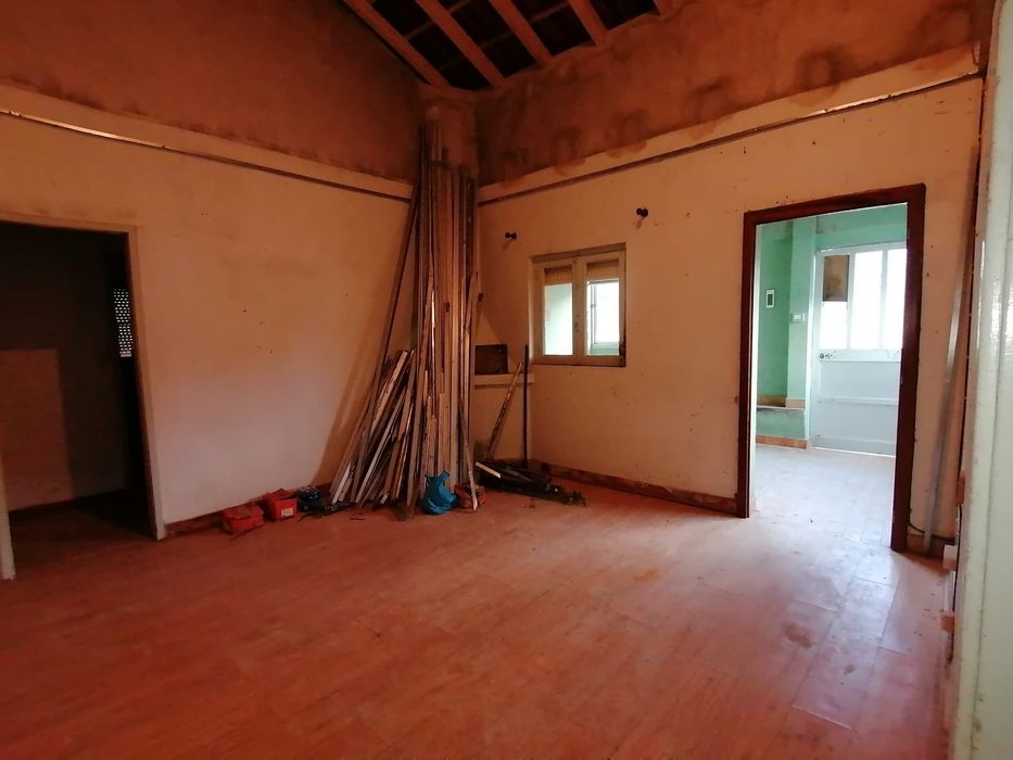 Casa de campo na zona de Condeixa a nova