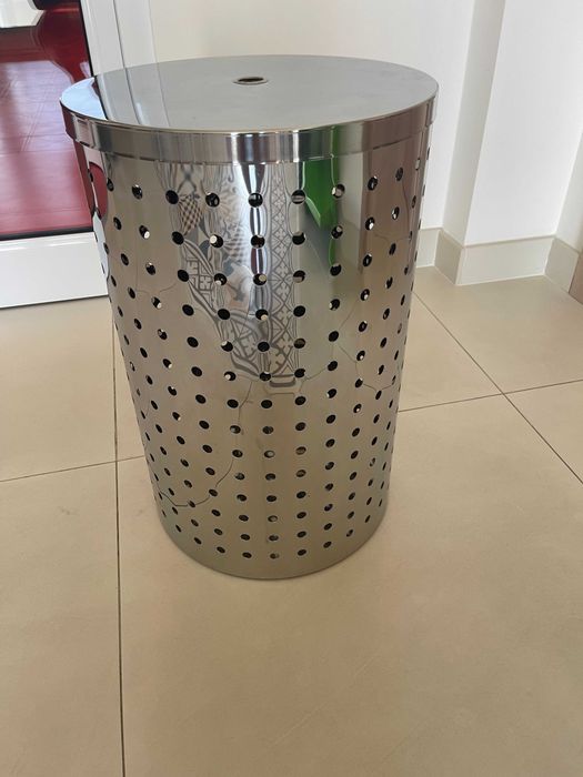 Cesta de Roupa Série Basket Inox/brilhante