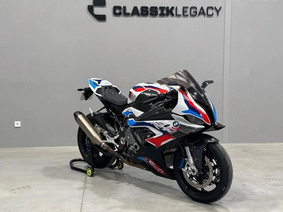 BMW M 1000 RR