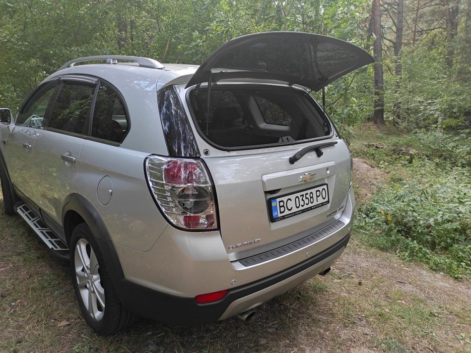Продам або обміняю Chevrolet Captiva
