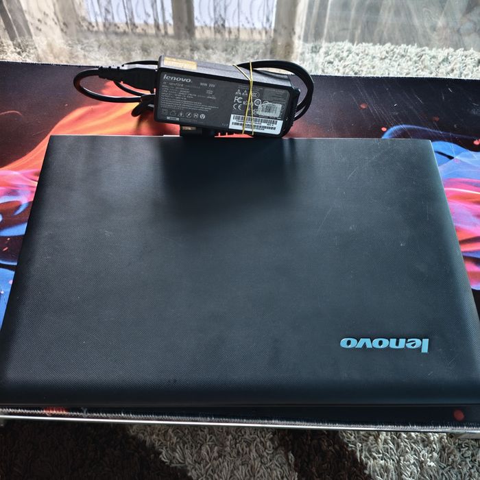 Lenovo g50-30 4 ядра, 4гб, 320гб батарея держит
