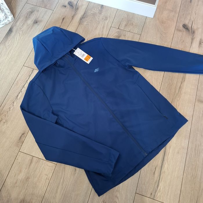 Kurtka przejściowa 4F