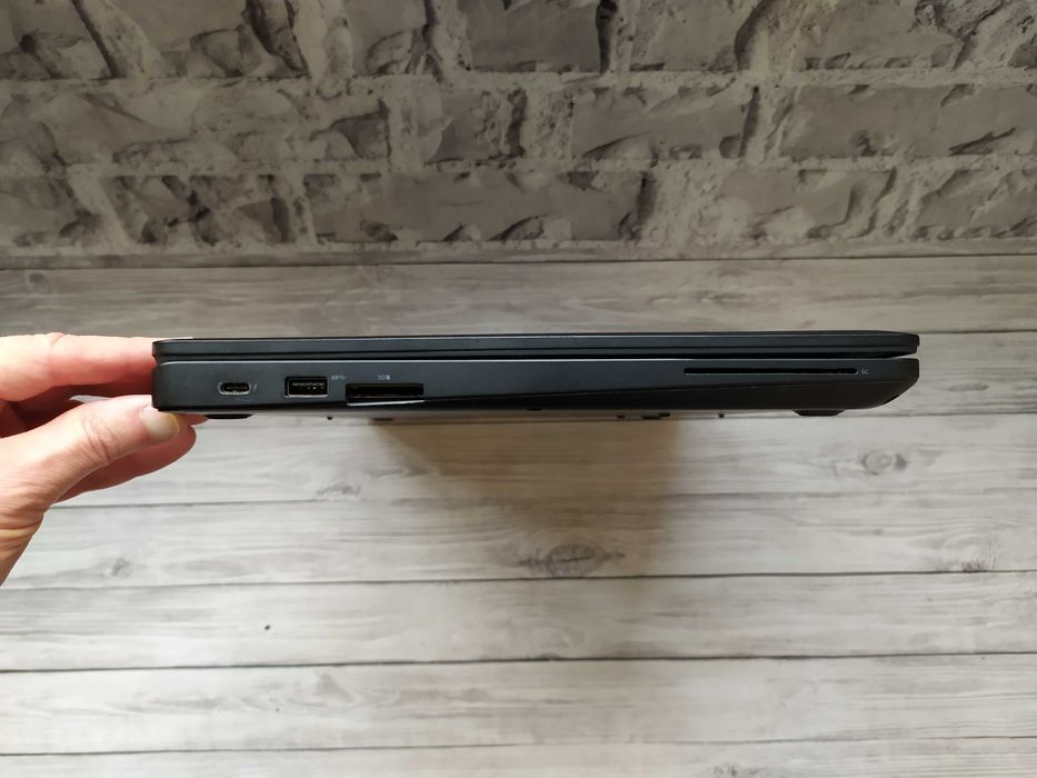 Dell Precision 3530 FHD i5-8400H/16GB DDR4/256GB SSD/NVIDIA P600 4GB