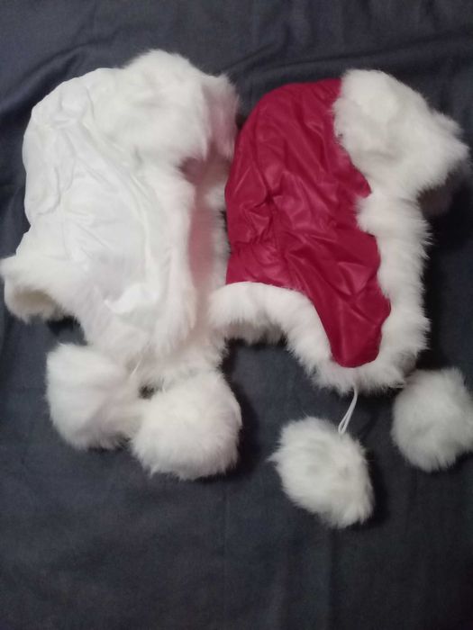 Шапки дитячі, для дівчаток.