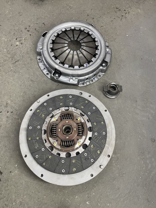 Комплект щеплення Ніссан Патрол У61 БМВ М57