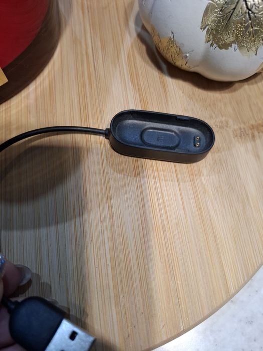 Ładowarka USB do zegarka opaski  Smart Band 4