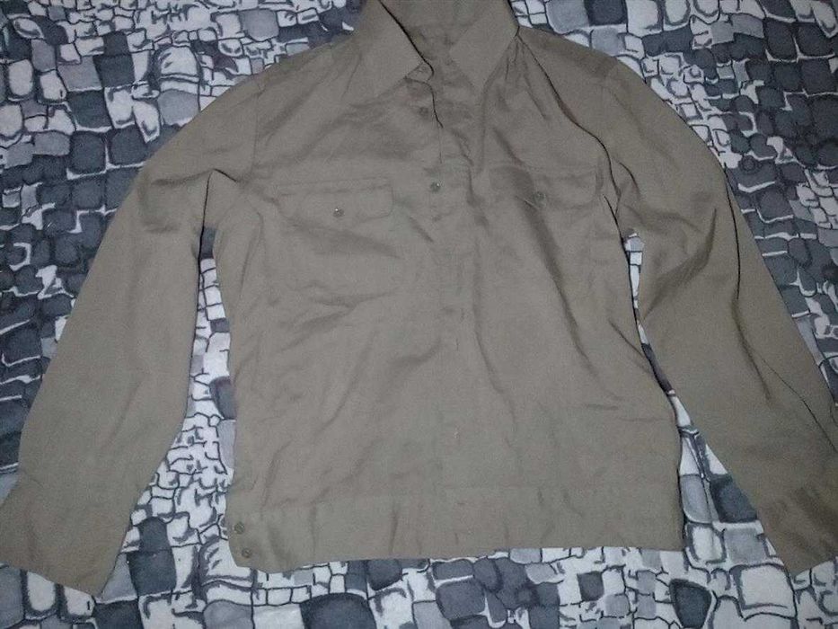 Сорочка, рубашка.