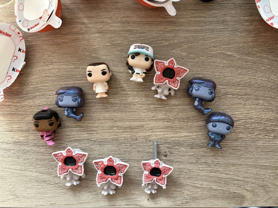 Іграшки з кіндер джой осд