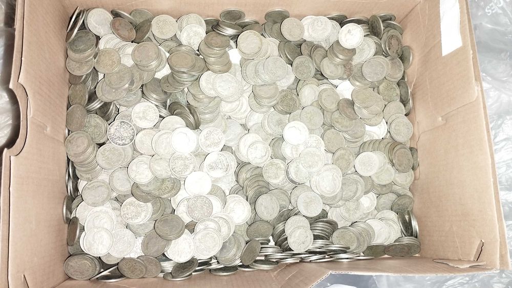 + de 1800 moedas de 50 centavos - 1927/1968