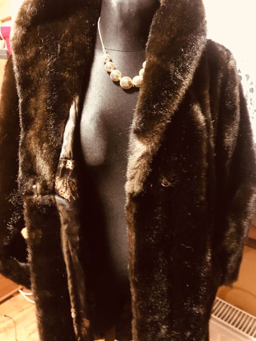 Futro płaszcz brązowe