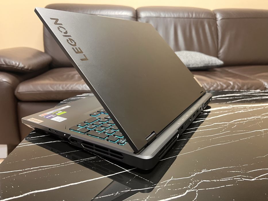 Legion Pro 5 16IRX9 QHD I9-14900hx Rtx4070 Ddr5-32