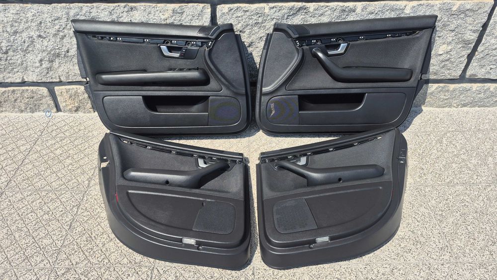 »Quartelas/ Forras das portas AUDI A4 B6-B7 (8E)2000-2008 - SLINE ORIGINAIS em excelente estado* - PRETAS!