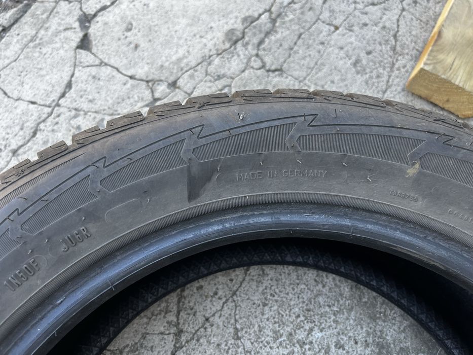 Продам пару зимових шин GoogYear 205/55 R16