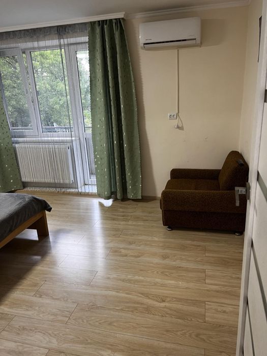 Здається однокімнатна кварт в Берегово Вільна  з  27 травня
