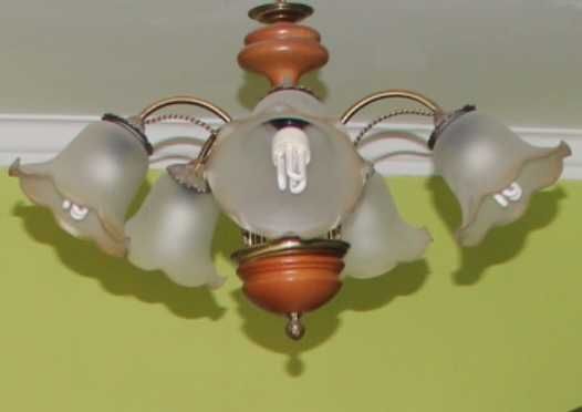 CANDEEIROS DE ILUMINAÇÃO