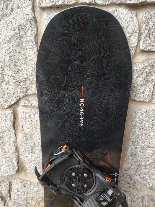 Deska snowboardowa Salomon Super 8 157 cm z wiązaniami