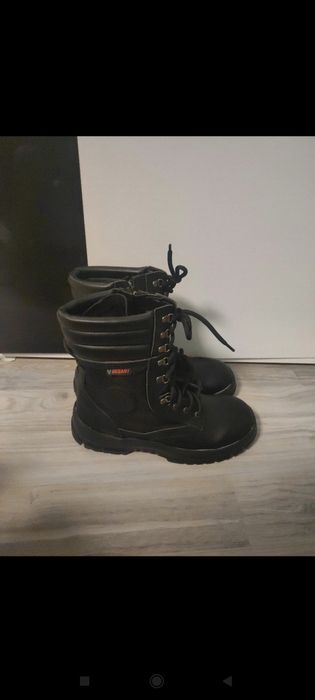 Nowe buty rozmiar 44