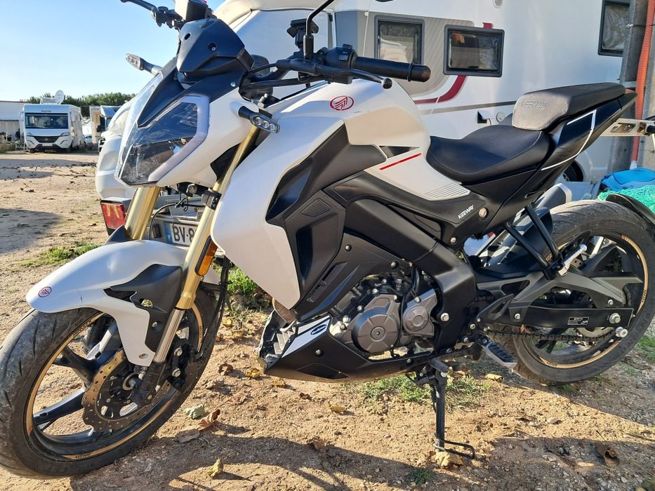 Vendo moto 125 KRZ troco