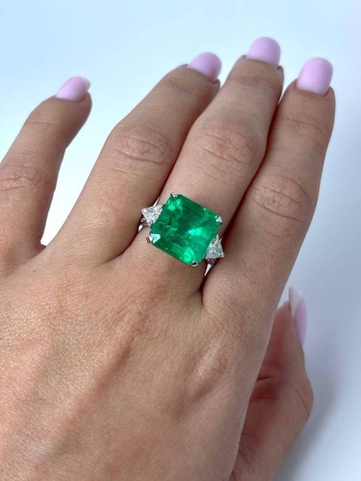 Каблучка з Смарагдом 8,41ct. GRS