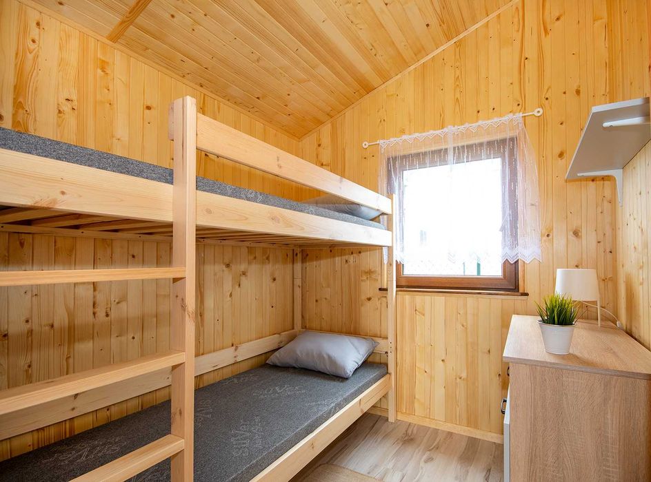 Domki pod wzgórzem. Nowe domki 6-cio osobowe Kopań gm. Darłowo.