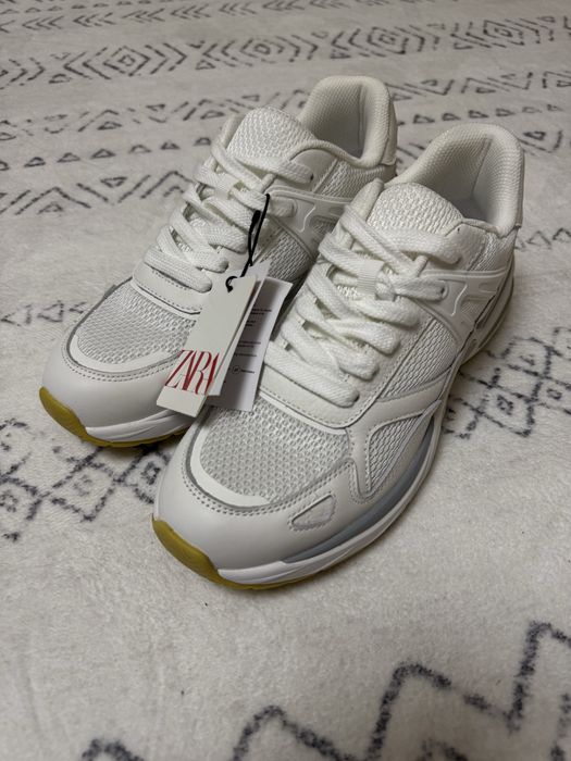 Кросівки Zara білі, куртка зара синя нова