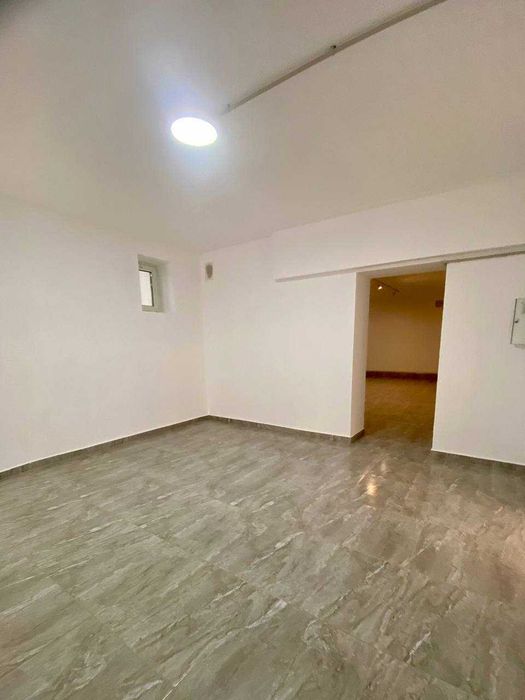 Оренда комерційного приміщення по вулиці Шухевичів