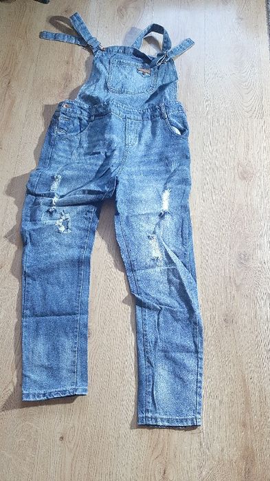 Spodnie damskie ogrodniczki Pull &Bear L