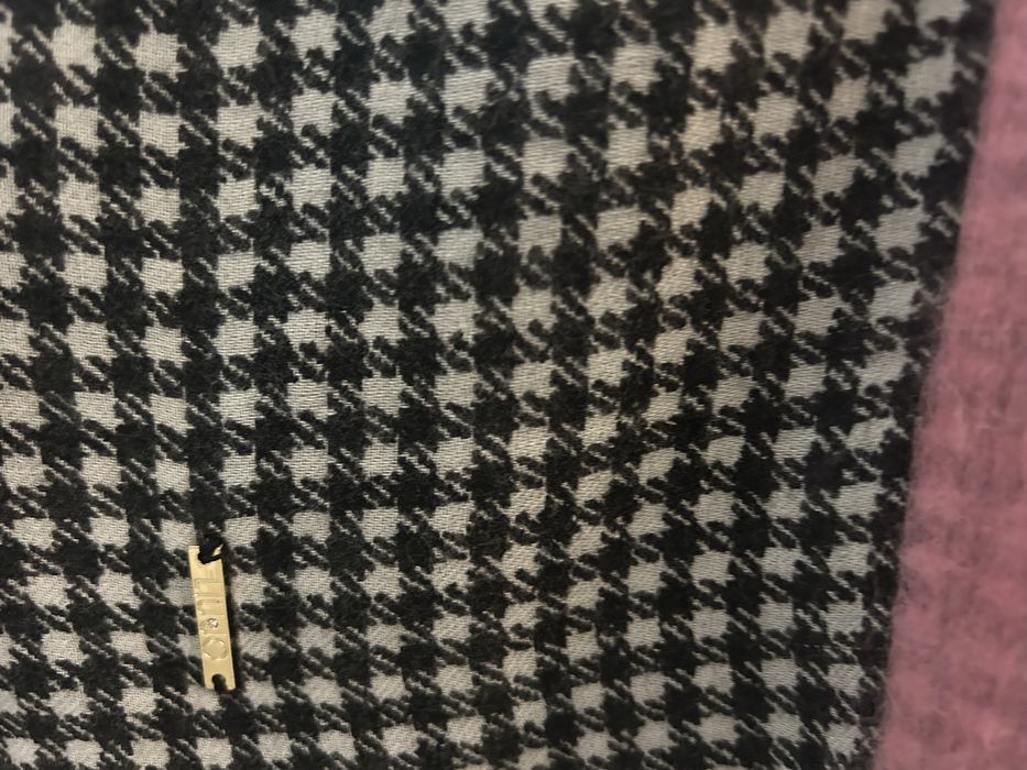 Cachecol Liu Jo Edição Limitada – Preto, Branco