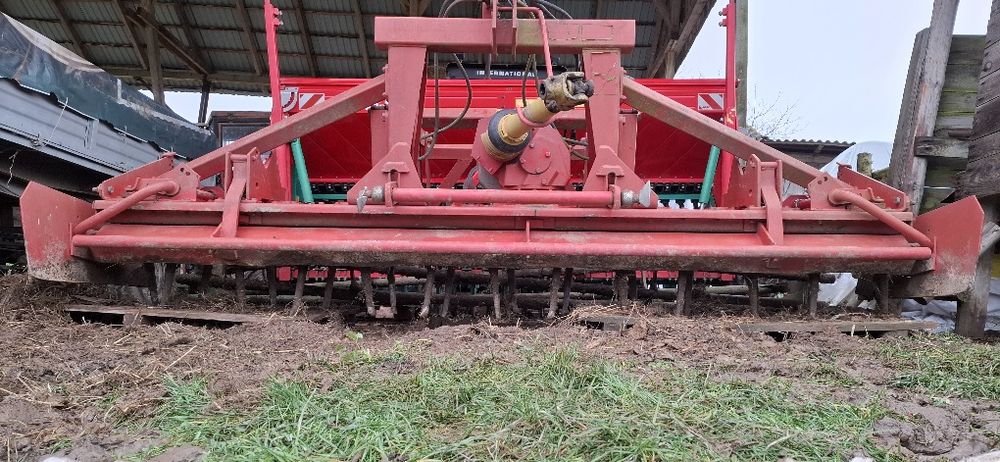 Zestaw uprawowo siewny