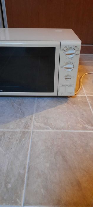 Microondas Moulinex 900w para venda de peças