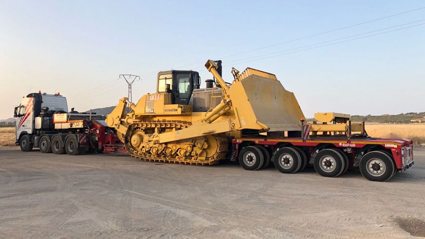 Transportes Especiais e Movimentação de Máquinas Industriais