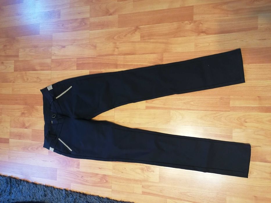 Spodnie czarne rozmiar s, dopasowane