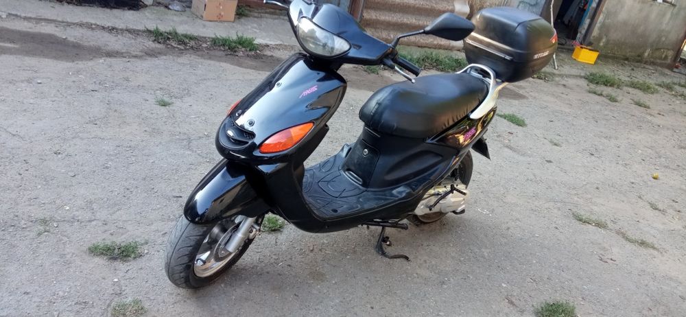 Продам скутер Ямаха гранд аксис 100