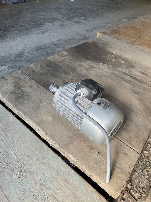 Электродвигатель (Германия)