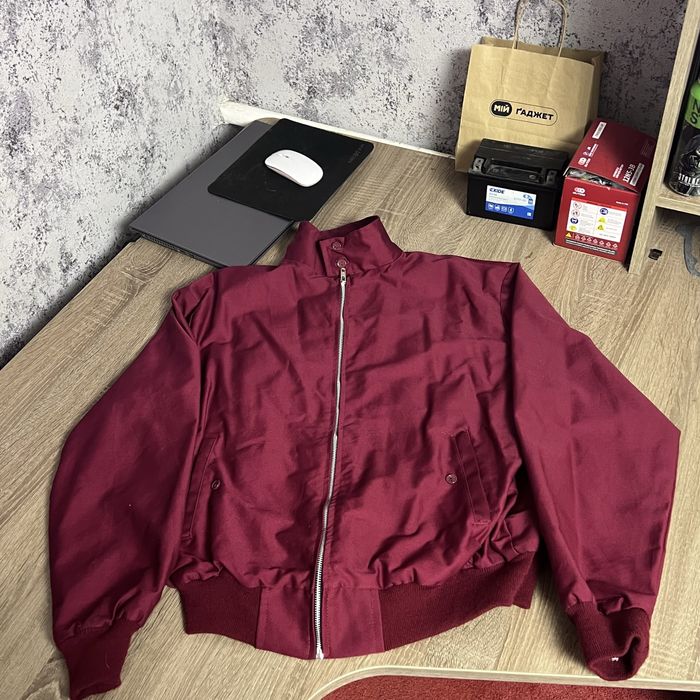 червоний харкет