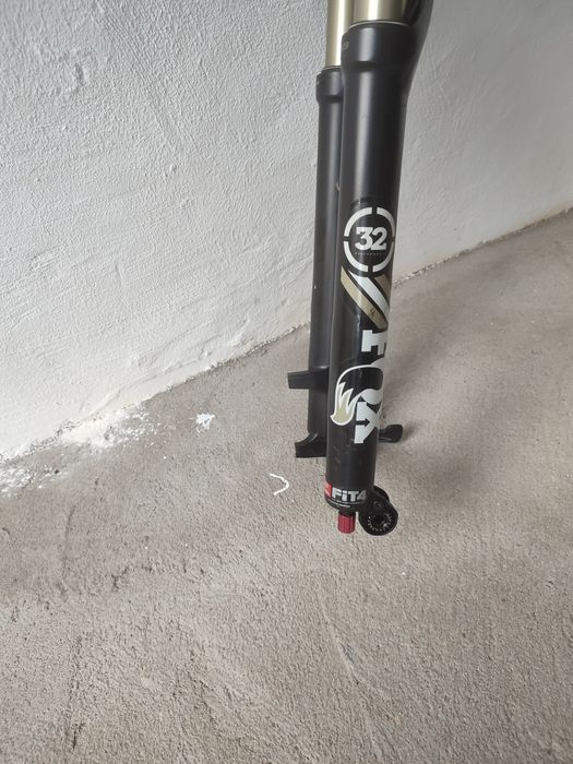 Suspensão Fox 32