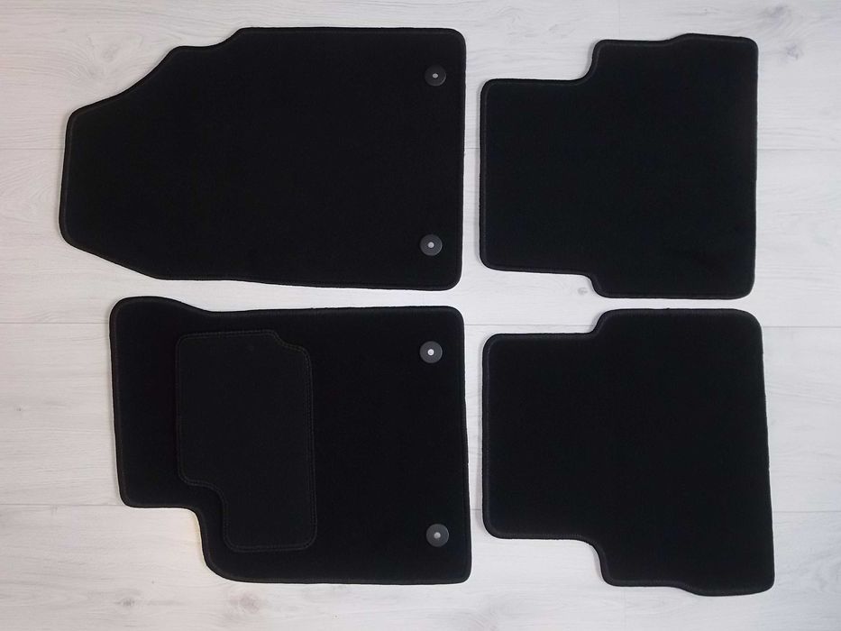 Dywaniki Welurowe OPEL VECTRA C 02- Idealnie Dopasowane STOPERY