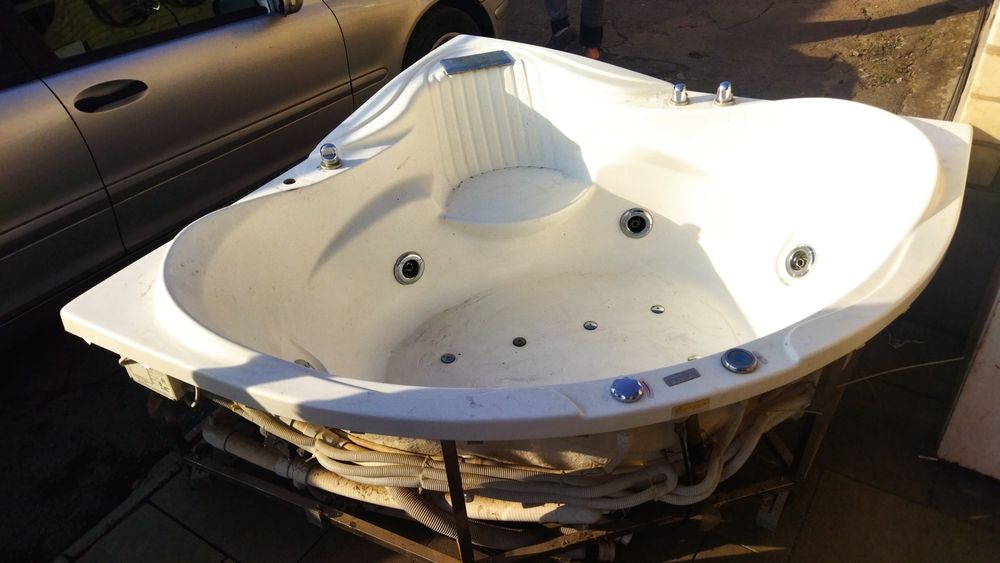 Джакузі у гарному стані