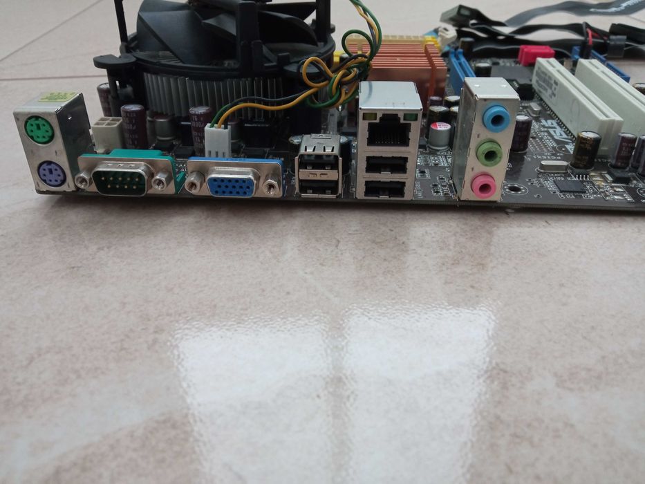 Материнська плата Asus P5KPL-AM IN/ROEM/SI s775 + процесор пам'ять