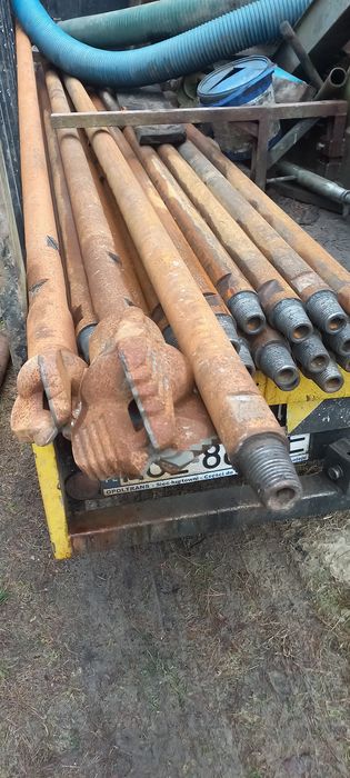 Wiertnica URB do studni głębinowych I pomp ciepła  Volvo FL 614