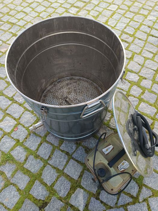 Caldeira derreter cera