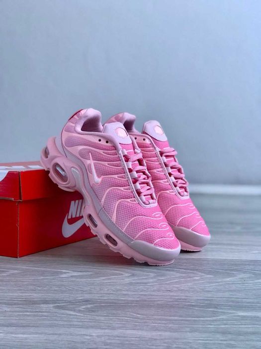 Жіночі кросівки Nike air max Tn+ pink красовки жіночі 36-40р.