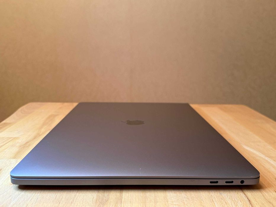 MacBook Pro 16 2019 32 512 i9