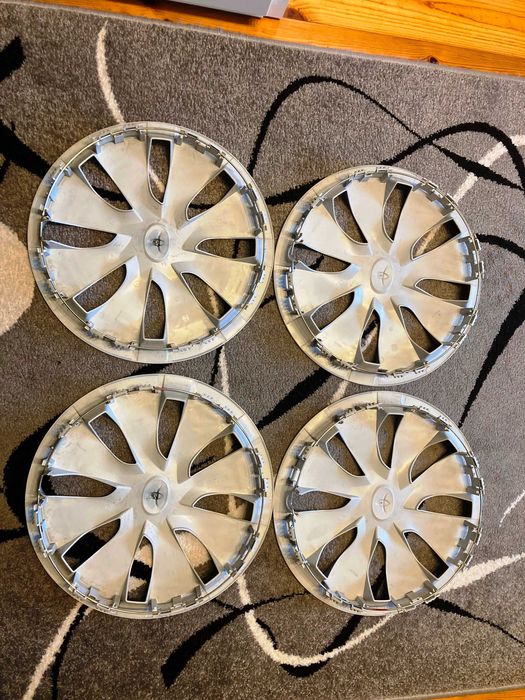Kołpaki dekle samochodowe na felgi 15 cali 15" oryginalne Toyota