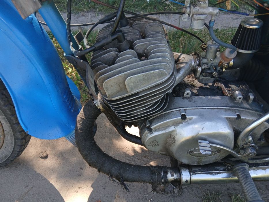 Продам мотоцикл иж Юпітер 3