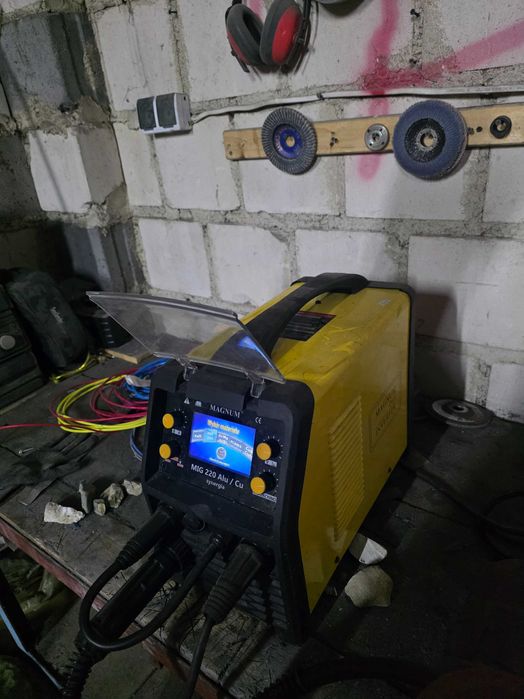 Magnum mig 220 alu cu synergia