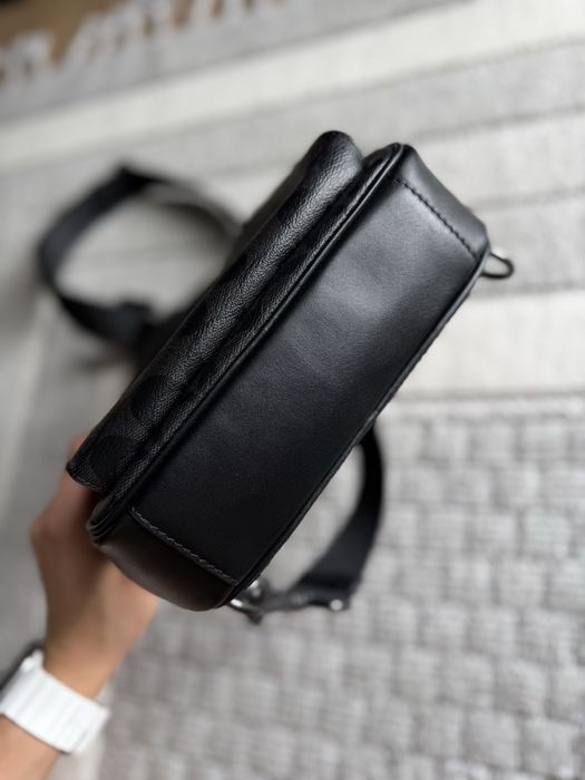Coach Ethan Pack in Signature Canvas. Слинг. Как новый.
